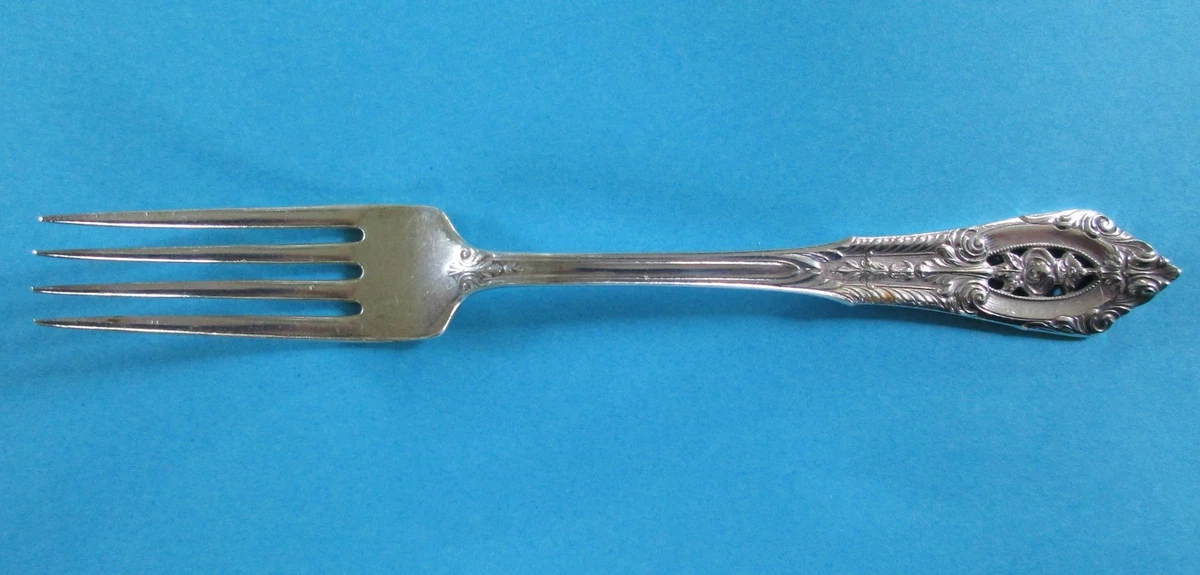 Wallace US Sterling Silver Flatware & Silverware 1900-1940 for