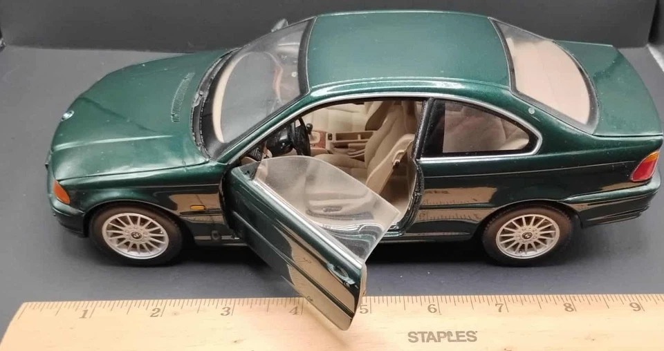 Kyosho 1/18 Scale 80 43 9 411 466 - BMW 328 CI - Dark Green, No Box - Image 3 of 4