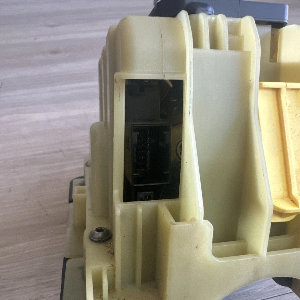 08-14 Mercedes W204 C350 C300 C250 Selector de cambios de piso 2042673724 OEM Foto 4 de 4