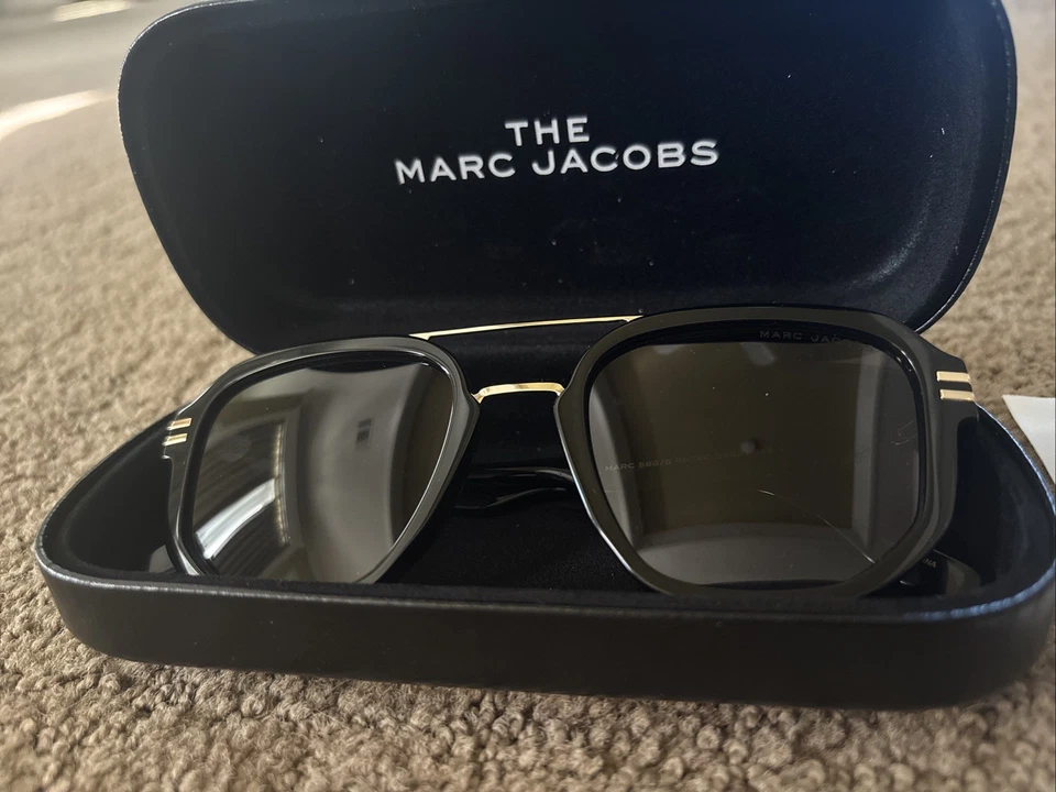 Солнцезащитные очки унисекс Marc Jacobs - Изображение 2 из 4