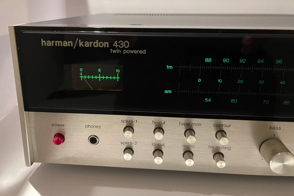 Receptor/sintonizador Harman Kardon HK430 de colección doble alimentación vendido como está Foto 4 de 4