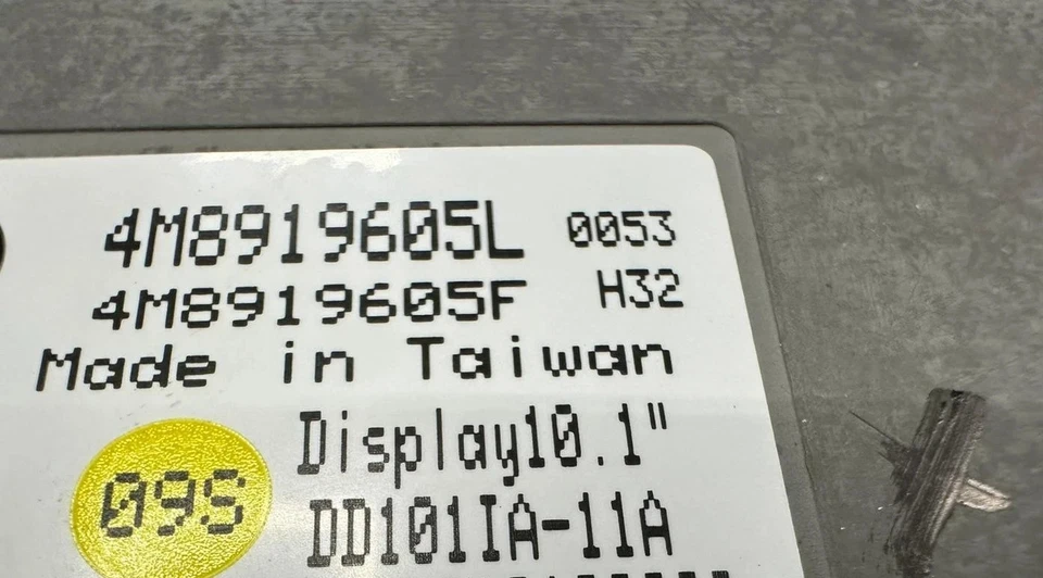 GENUINE AUDI Q7 Q8 CENTER DASH 10.1' RADIO TOUCH SCREEN DISPLAY UNIT 4M8919605L - Photo 3/3