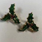Vintage Signed CROWN TRIFARI Christmas Gold Tone Clip-on Earrings Jewelry