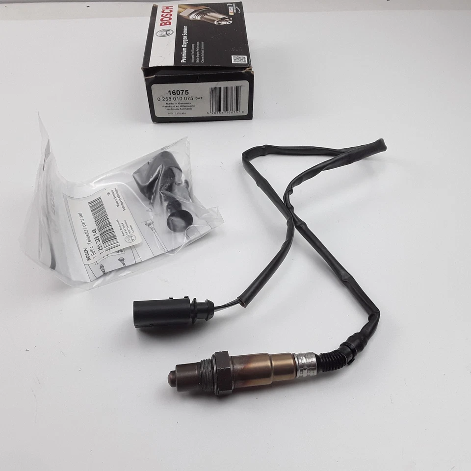 Conjunto de sensores de oxígeno premium Bosch 16075 para Volkswagen Jetta (2004-2005) Foto 3 de 4