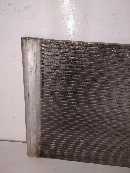 04 05 BMW 545I E60 545 AC CONDENSADOR ASM Foto 3 de 4