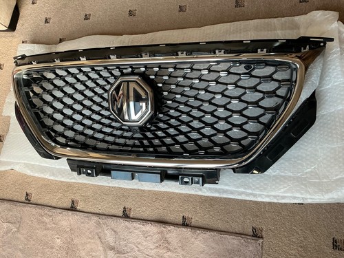 MG HS 2018-2023 GENUINE FRONT RADIATOR GRILLE 10021164 GENUINE - Picture 2 of 19