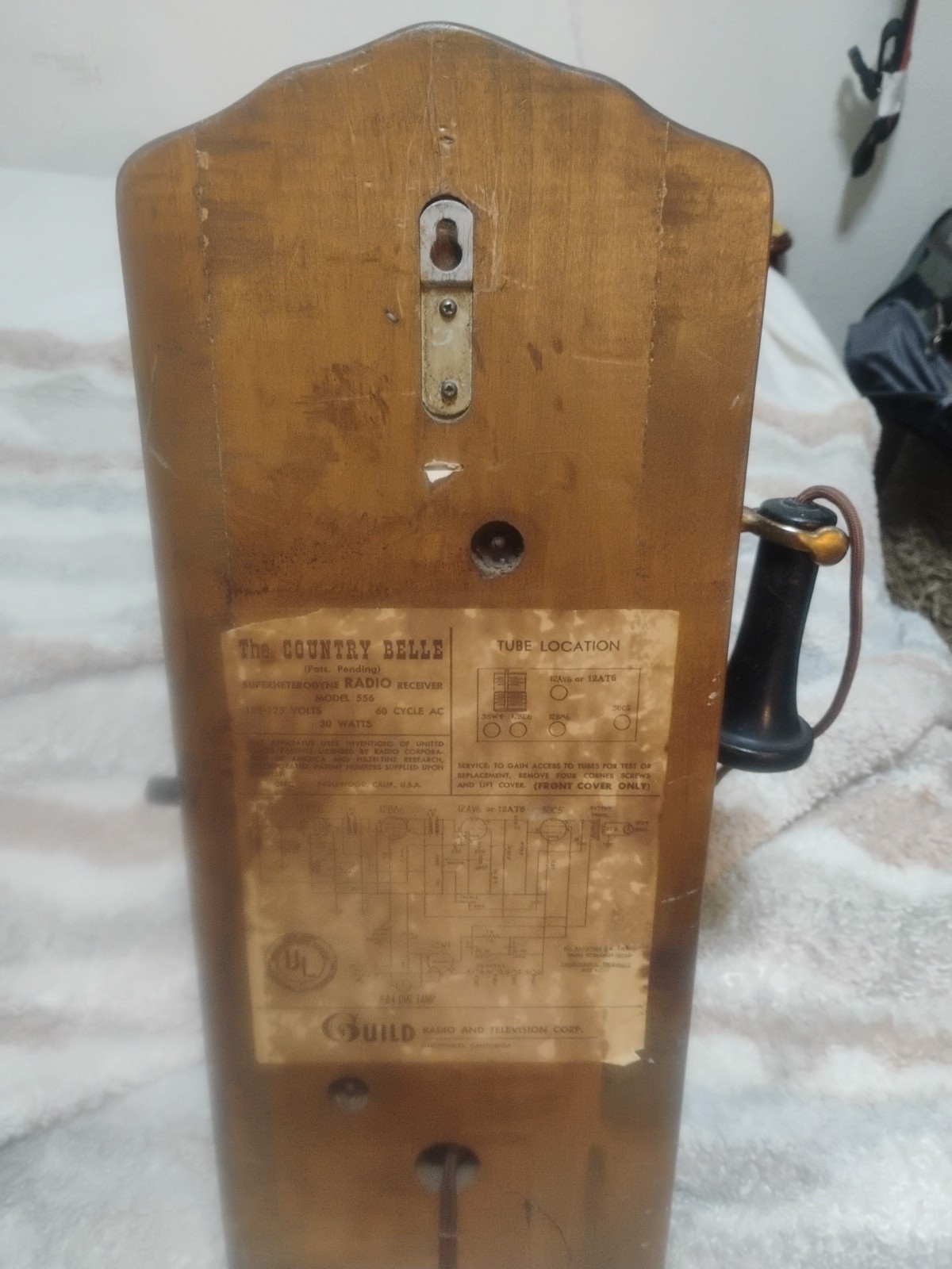 Antique The Country Belle Superheterodyne Radio Reciever Model 556 By Guild Co.