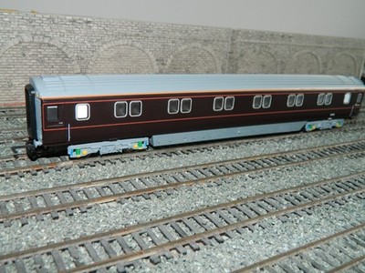 Hornby Royal Train Coach rare Mk3 Royal Household Sleeper 10734 and tray Box