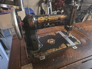 Antique 1915 White Family Rotary Sewing Machine Working - Mission Oak Cabinet