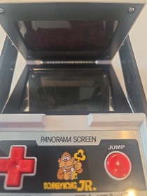 Donkey Kong Jr. Game & Watch Panorama Screen CJ-93 1983 In Box Tested Working