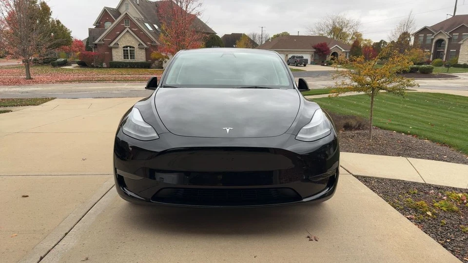 Tesla Model Y Performance 2023 Foto 3 de 4