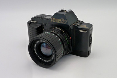 Canon T70 Analoge Spiegelreflexkamera mit Canon Zoom Lens 35-70 mm 1:3.5-4.5