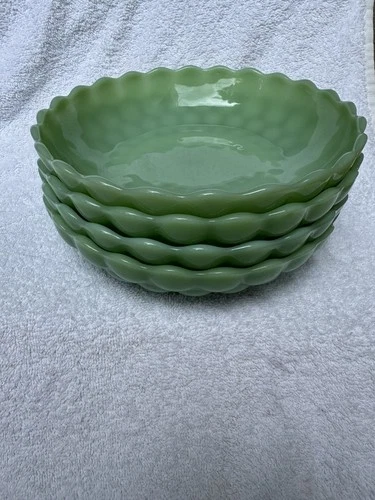 VTG Jadite Green Bubble Glass Bowls Set of 4 8.5” Scalloped Edge Fire King Style
