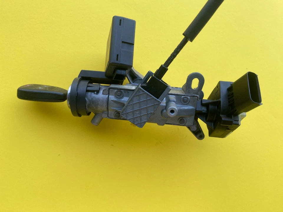 Jeep Wrangler 2007-2018 interruptor de encendido bloqueo con llave e inmovilizador OEM 05057296AM Foto 2 de 4