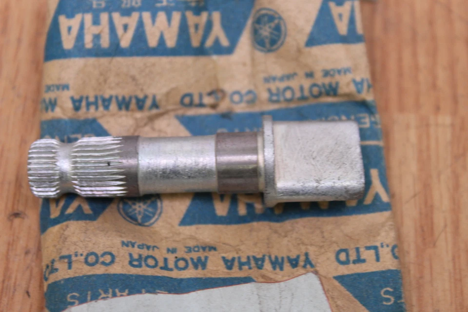 NOS 1966-1967 YAMAHA U5 YGK PLACA DE FRENO ÁRBOL DE LEVAS Foto 4 de 4