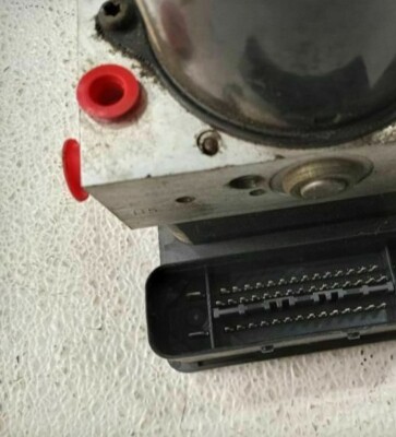 2005-2006 Honda CRV ABS Anti Lock Brake Pump Modulator Assembly AT
