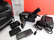 Sony Handycam Video 8 Camcorder CCD-TRV211 Batteries Remote Mic Charger WORKS