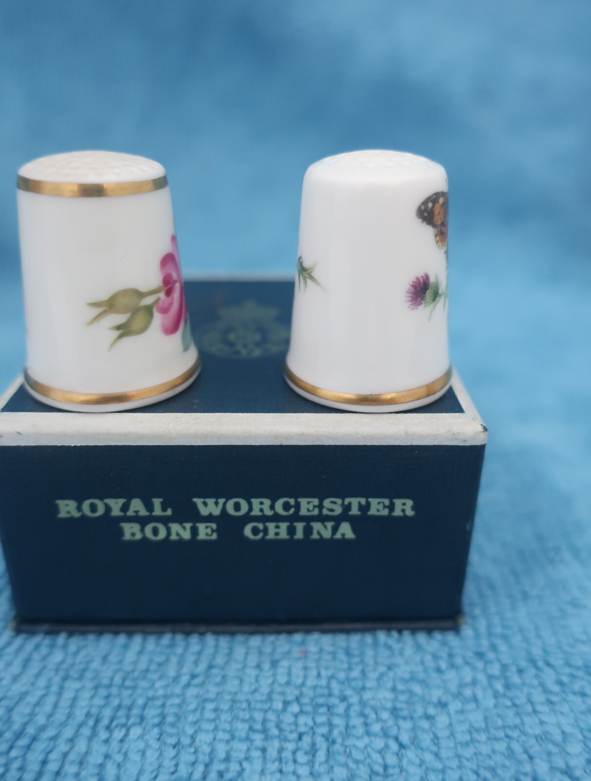 2 ROYAL WORCESTER England bone china SEWING THIMBLES flowers