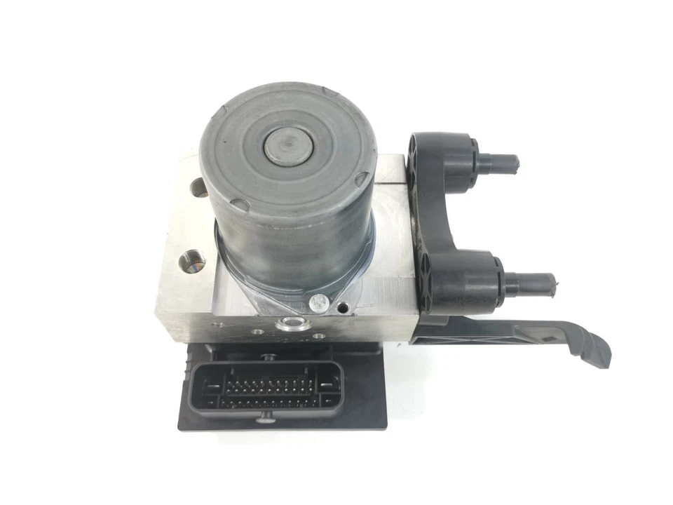 Mercedes-Benz CLS550 4.7 2014 ABS Anti Lock Brake Pump Control Module OEM - Image 3 of 4