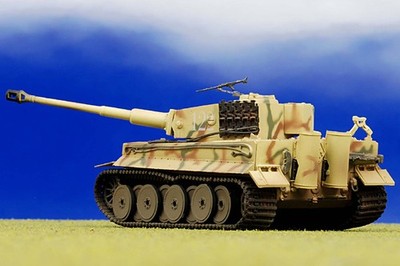 36215 Easy Model Sd.Kfz.181 Tiger 1/72 Model #122 German Army sPzAbt 508