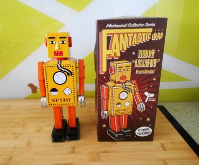 Vintage Tin Robot  LILLIPUT  NP 5357 Clockwork Wind-Up w/ Box Key Works