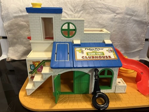Fisher-Price Vintage Play Family Sesame Street Clubhouse playset (#937) Only