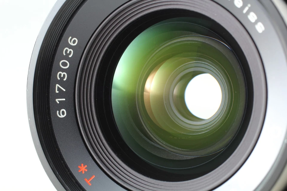 [N COMO NUEVO con Estuche] Lente Contax Carl Zeiss Distagon 28 mm f2,8 AEJ para C/Y de JAPÓN Foto 3 de 4