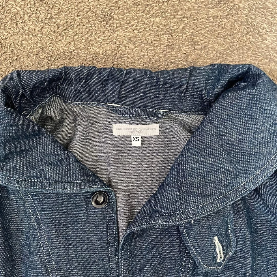Chaqueta utilitaria Engineered Garments cuello chal 8 oz denim XS #EL ZCA Foto 2 de 4