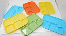X6 Vintage Mid Century Modern Colonial Plastic USA  Divided Plate Tray Set S224