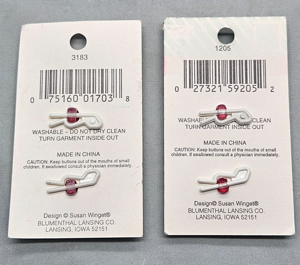 4 Vintage Susan Winget Shank Buttons Red Christmas Cottage House Hand Painted - Image 2 of 4