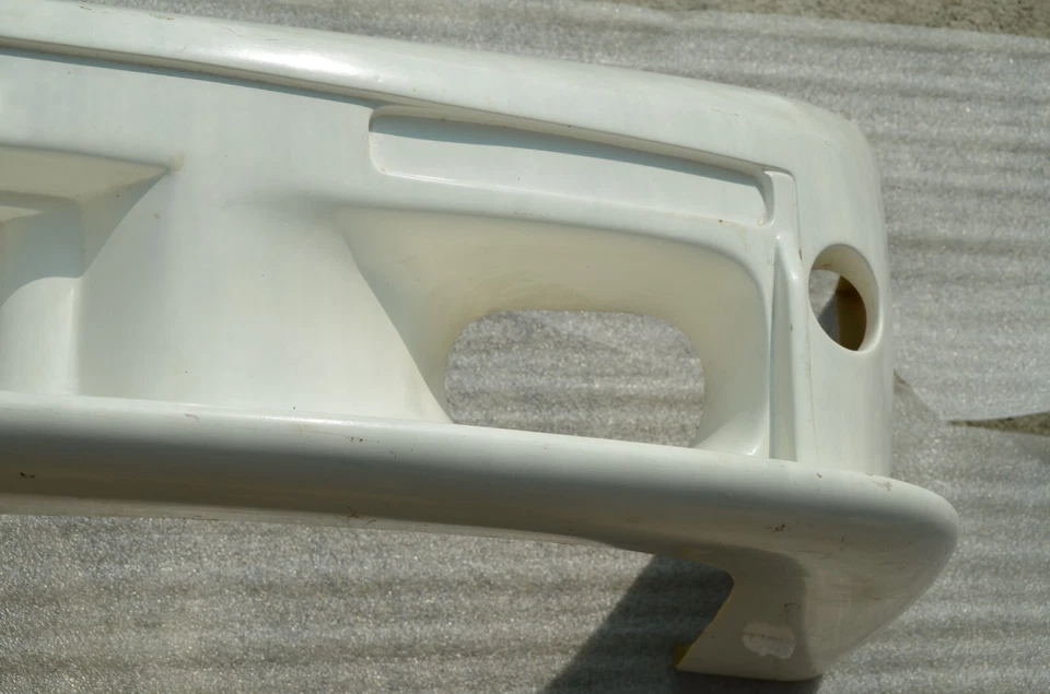 Parachoques delantero Lamborghini Diablo Foto 4 de 4