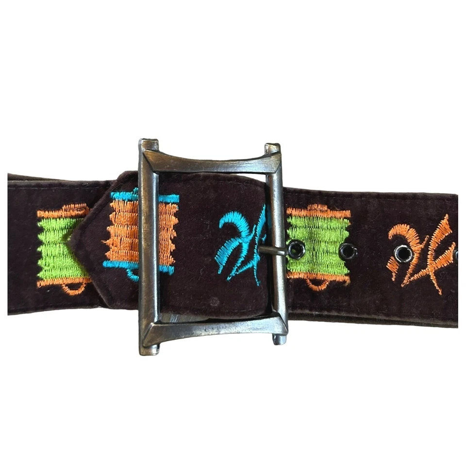 Винтажный вышитый коричневый пояс с латунной пряжкой китайские буквы - Изображение 3 из 4