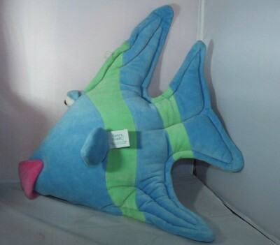 FUNNY FRIENDS PLUSH SCULPTURE KISSY LIPS FISH STUFFED ANIMAL TOY