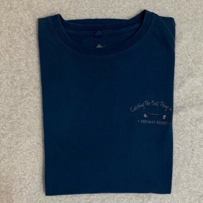 Catching the Bass Men's T-shirt ''Newport Blue'' -Hideaway Resort | 2XL | XXL