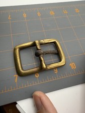 Smooth Edges Rectangle replacement belt buckle brass center bar single prong