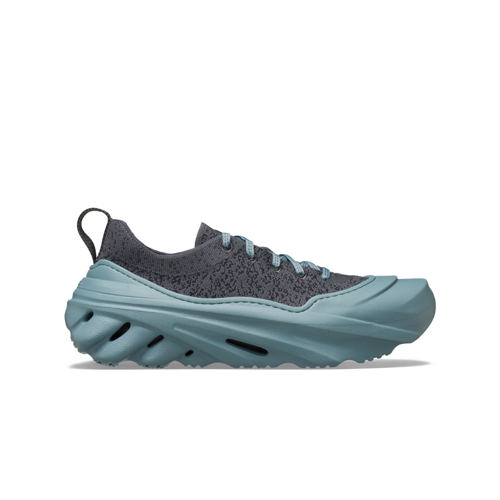 Мужская обувь Crocs Echo Surge Pond 210079-3YO 17890₽