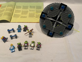 LEGO, Alien Conquest, Set 7052, UFO Abduction, Complete with BA, Extra Aliens