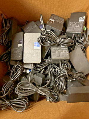Lot of 10 Microsoft Surface Pro 3, 4 Chargers 36W Power Supply 1625 Adapters