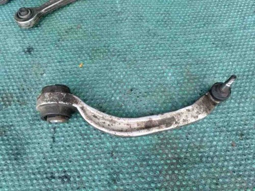 AUDI A6 Avant 4F5, C6 Querlenker vorne rechts unten 2.80 Petrol 2000 32497047