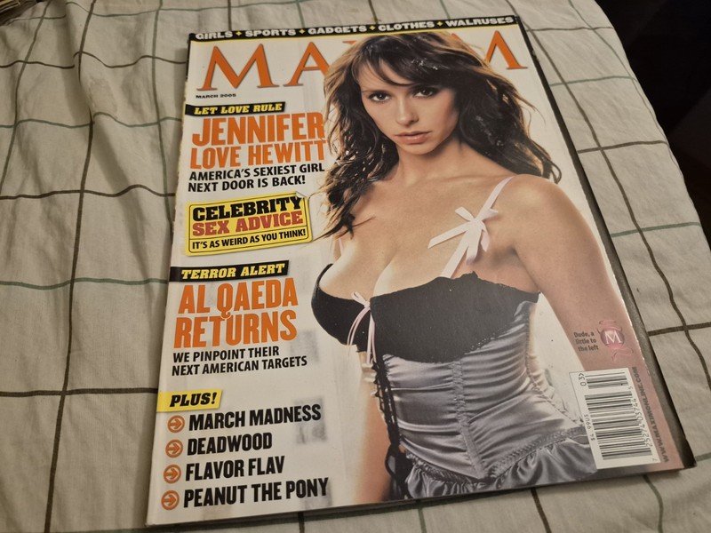 MAXIM magazine (2005) Jennifer Love Hewitt Al Qaeda Deadwood Flavor Flav