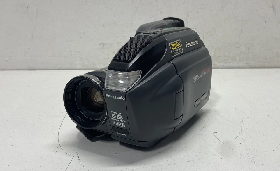 Panasonic Palmcorder PV-L651D VHS-C Camcorder - Image 3 of 4