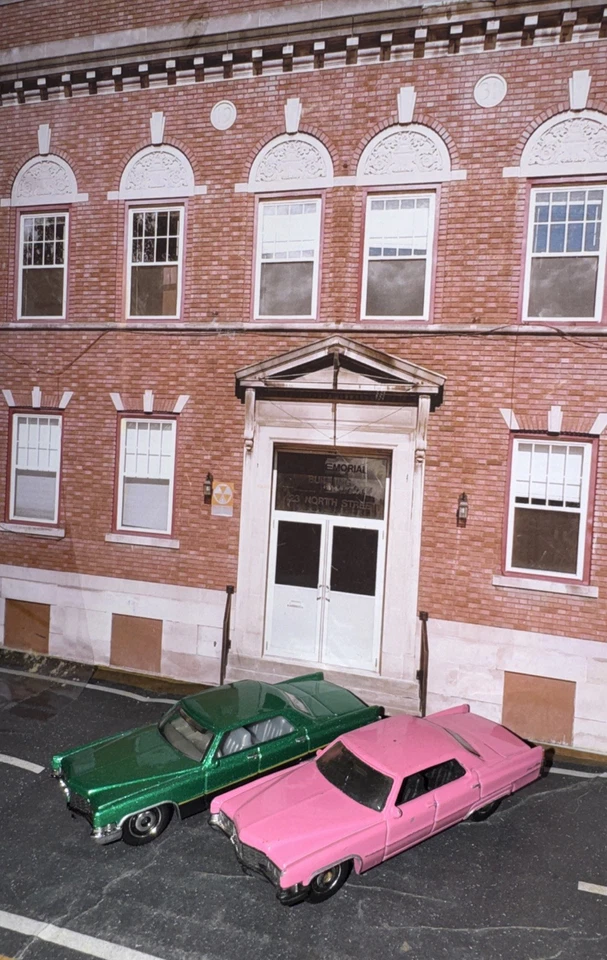 Lote de 2 Matchbox 69 Cadillac Sedán DeVille Sueltos del Paquete 1:64 Diecast Foto 2 de 4