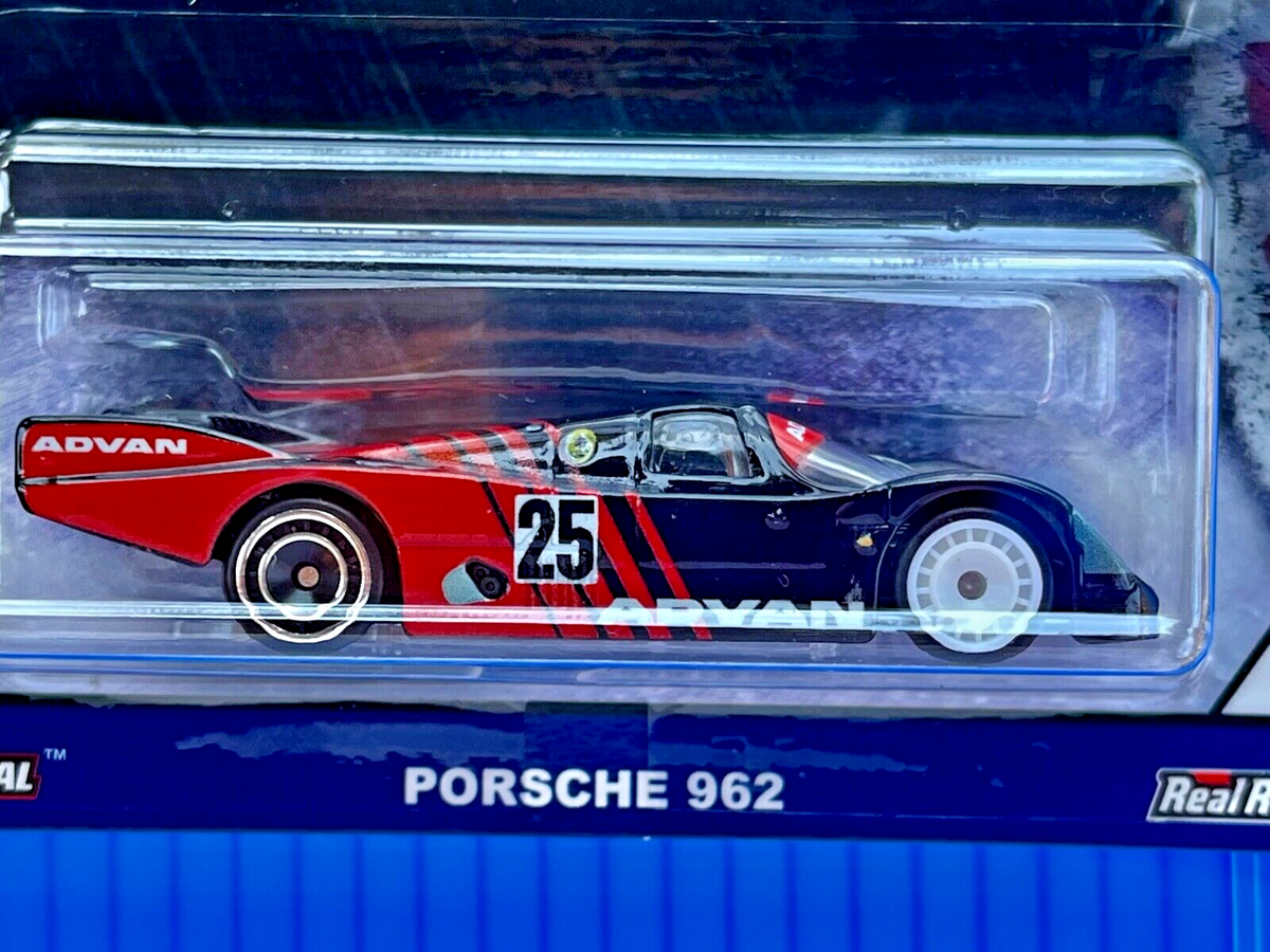 Hot Wheels Car Culture Circuit Legends Porsche 962 Real Riders