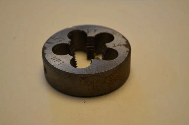 Vermont Industrial  1/2-14 NPT Thread, Non-adjustable Round Pipe Die HSS RH - Image 2 of 3