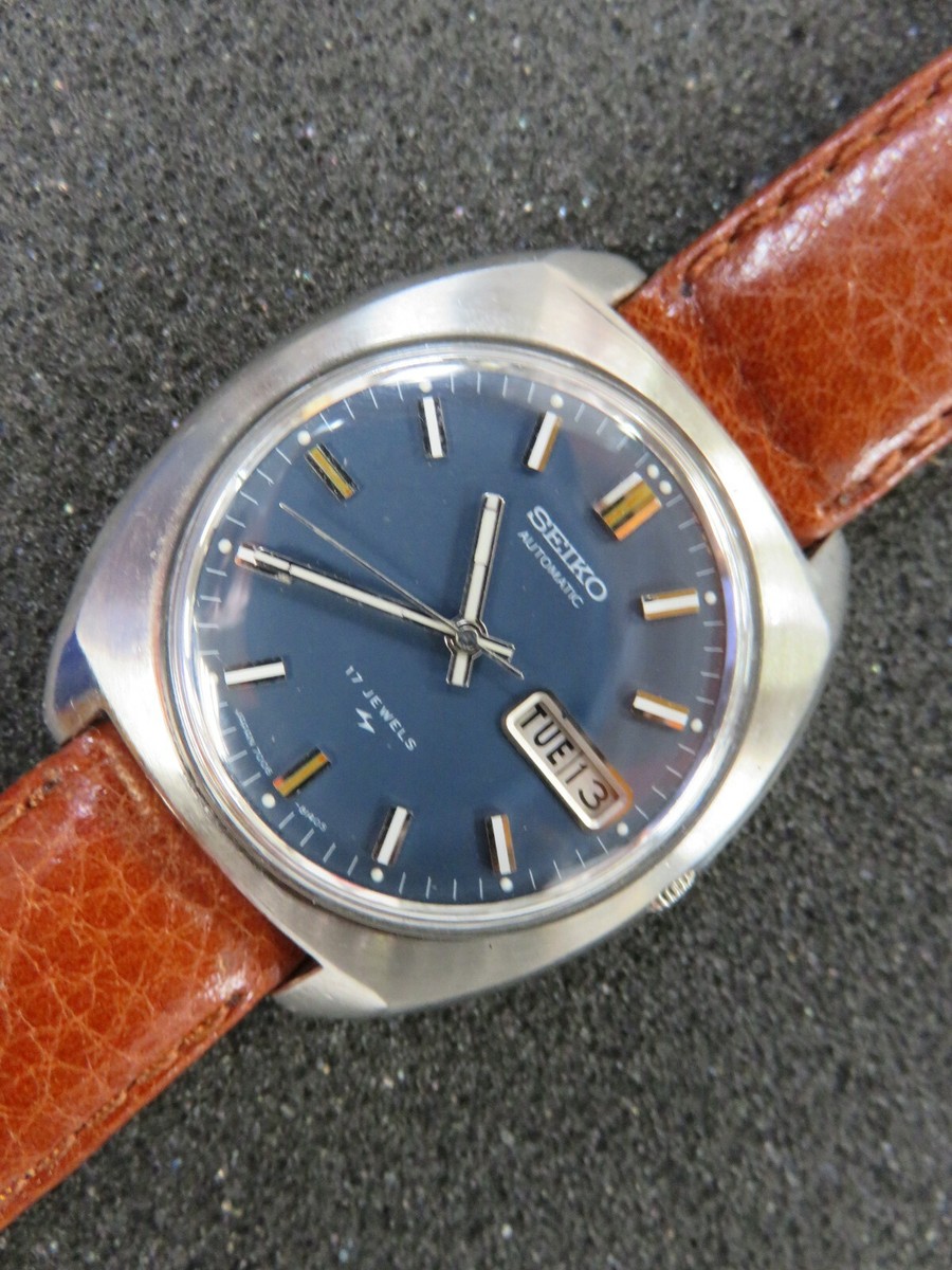 Vintage Seiko Automatic Mechanical Watch 7006-8140S Blue Dial