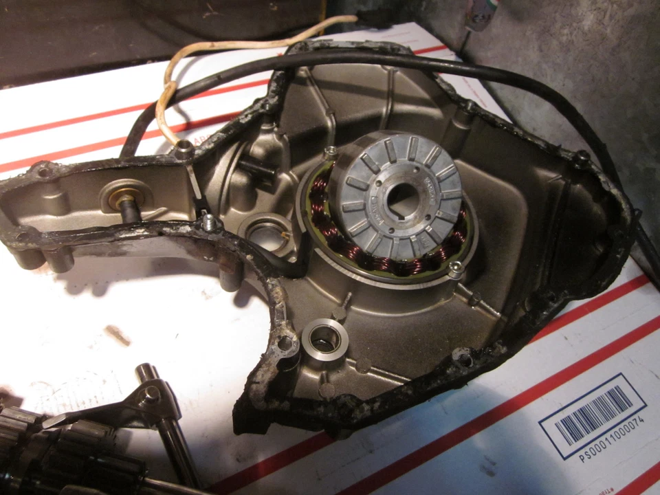 ducati alternator cover cagiva alazzurra pantah f1 paso - Image 2 of 2