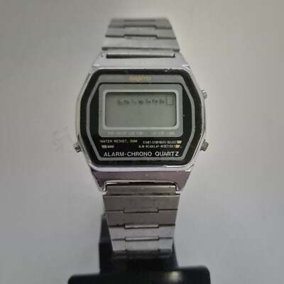 Retro Sanyo Digitaluhr   Vielseitige Funktionen und Vintage-Charme