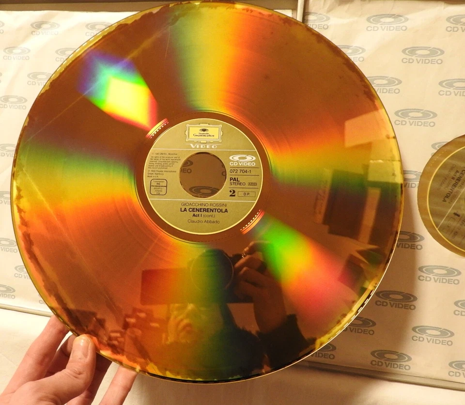 CD Video - Rossini - La Cenerentola - Ponnelle - Deutsche Grammophon - Bild 3 von 4