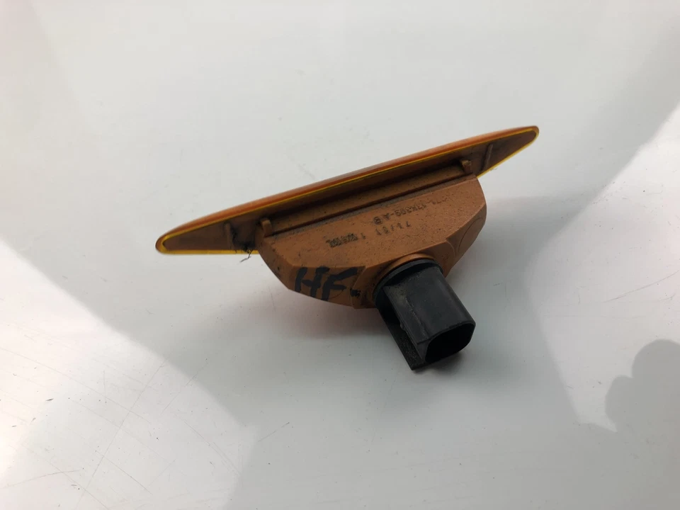 FORD MONDEO III B5Y 74701 Front Fender Turn Signal 2001 17896781 - Immagine 4 di 4