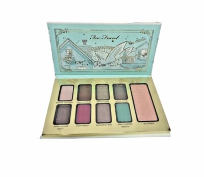 Too Faced Christmas around the World 限定版 Too Faced Christmas Around the World Limited Edition Face